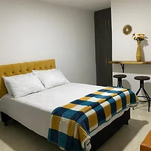 Hotel Casa Laureles